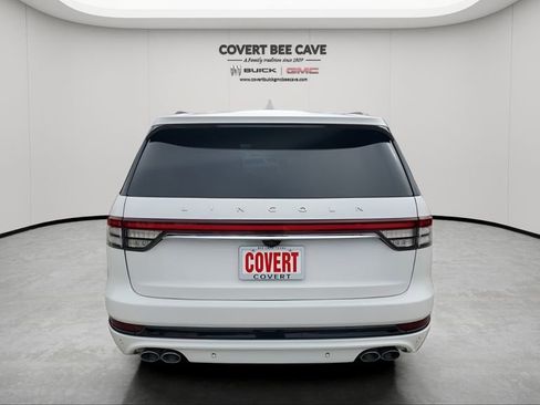 Used 2023 Lincoln Aviator Reserve w/ Equipment Group 201A image 8