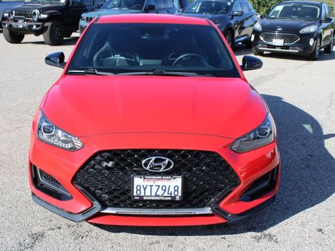 Used 2022 Hyundai Veloster N image 2