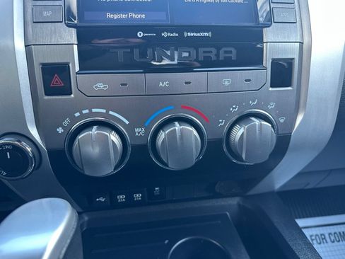 Used 2020 Toyota Tundra SR5 w/ SR5 Upgrade Package AWD/4WD image 59