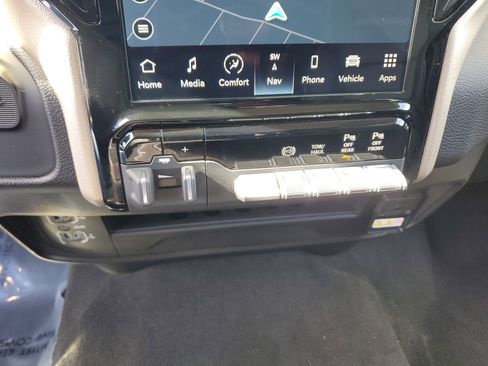 Used 2024 RAM 2500 Laramie image 25