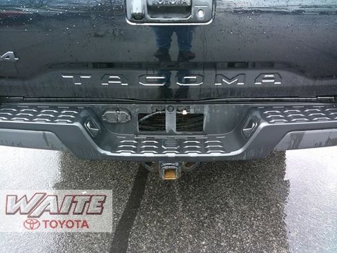Used 2023 Toyota Tacoma SR5 image 5