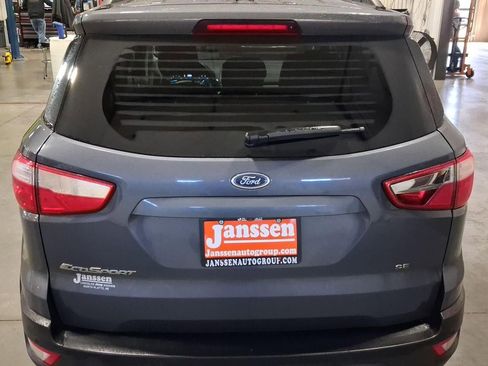Used 2021 Ford EcoSport SE image 3
