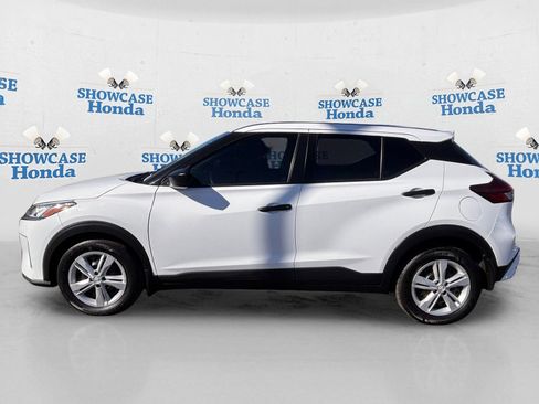 Used 2023 Nissan Kicks S FWD image 4