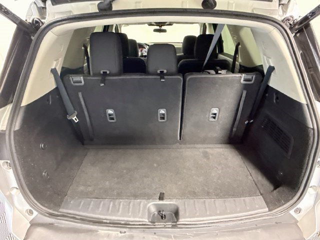 Used 2022 Nissan Pathfinder SV w/ SV Premium Package AWD/4WD image 30
