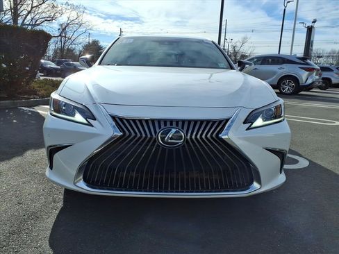 Used 2021 Lexus ES 350 w/ Premium Package image 4