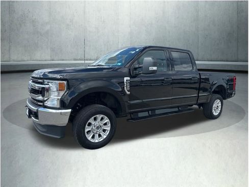 Used 2021 Ford F250 XLT w/ Snow Plow Prep Package AWD/4WD image 1