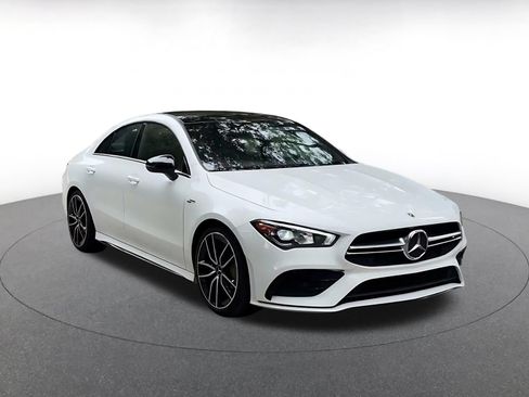 Used 2022 Mercedes-Benz CLA 35 AMG 4MATIC image 3