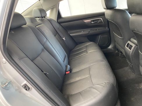 Used 2015 Nissan Altima 2.5 SL w/ Technology Package FWD image 12