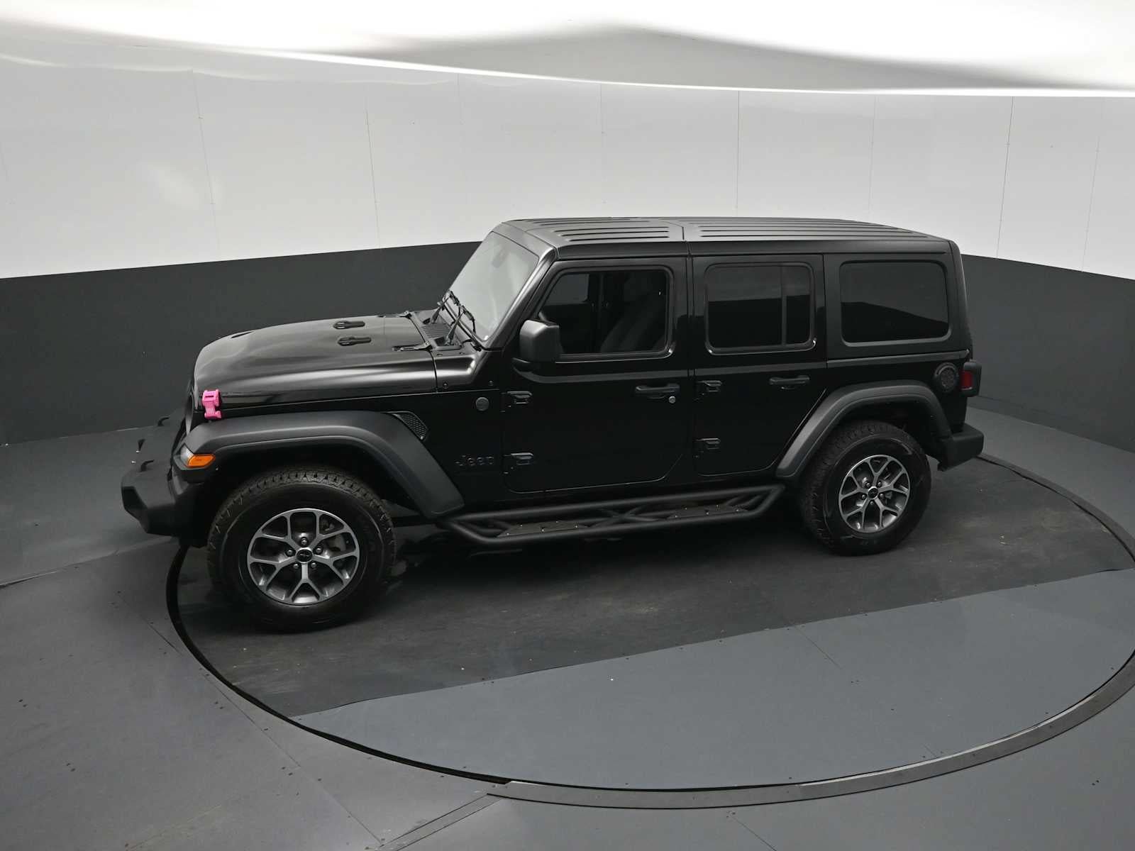 Used 2024 Jeep Wrangler Unlimited Sport AWD/4WD image 13