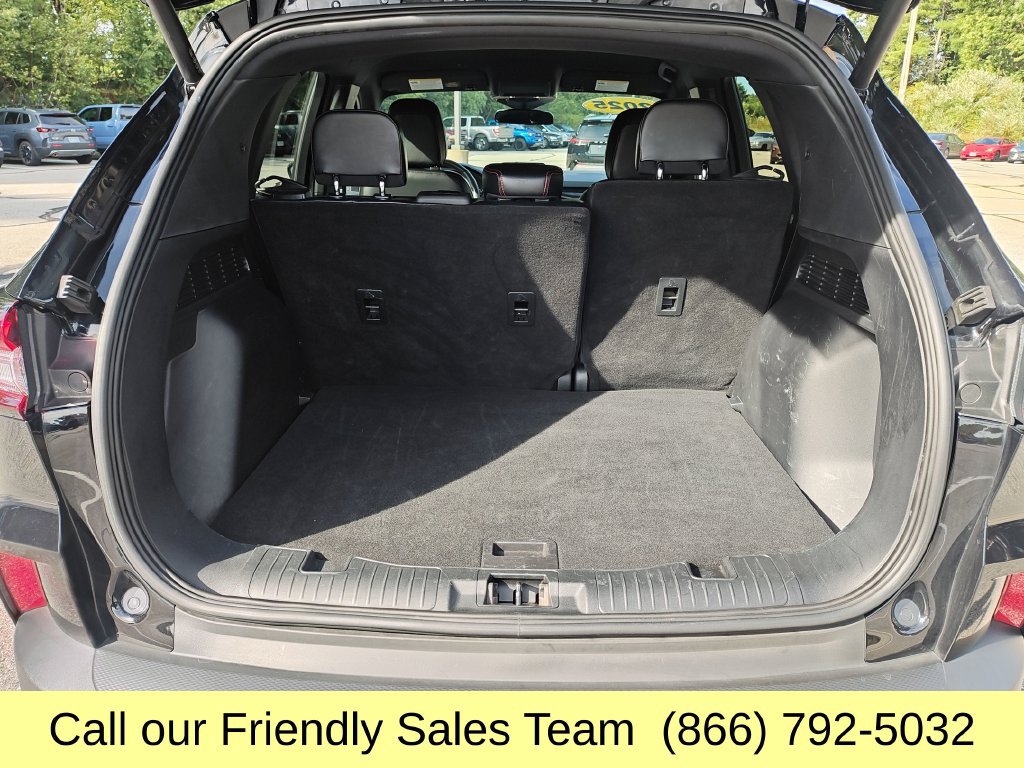 Used 2025 Ford Escape ST-Line Select AWD/4WD image 22