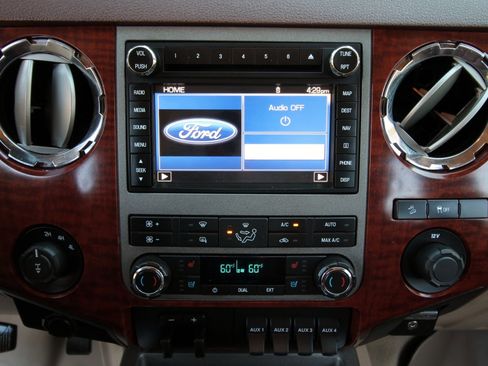 Used 2011 Ford F350 King Ranch w/ FX4 Off Road Pkg image 30