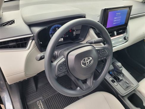 New 2026 Toyota Corolla Cross L image 11