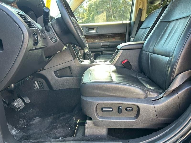 Used 2019 Ford Flex Limited FWD image 8