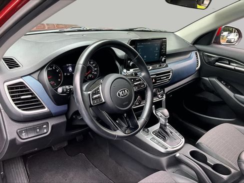 Used 2021 Kia Seltos S AWD/4WD image 17