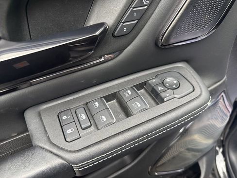 Used 2025 RAM 1500 Limited w/ Body Color Bumper Group image 11