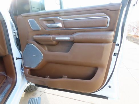 Used 2021 RAM 1500 Limited image 12
