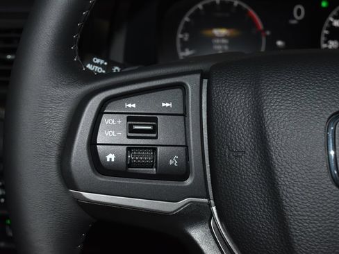 Used 2024 Honda Ridgeline RTL image 12
