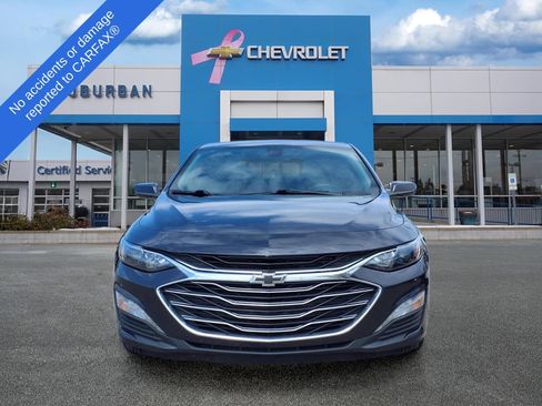 Used 2022 Chevrolet Malibu LT FWD image 2