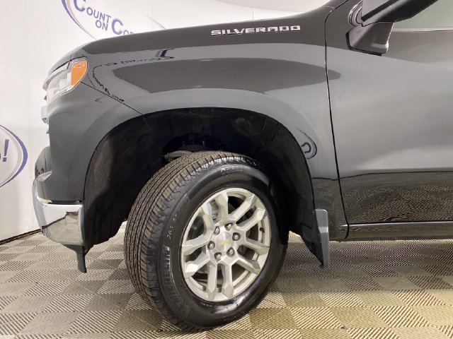 Certified 2022 Chevrolet Silverado 1500 LT AWD/4WD image 29