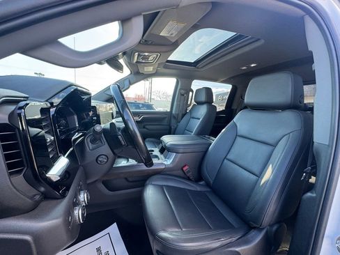 Used 2024 GMC Sierra 1500 SLT w/ SLT Premium Plus Package AWD/4WD image 18
