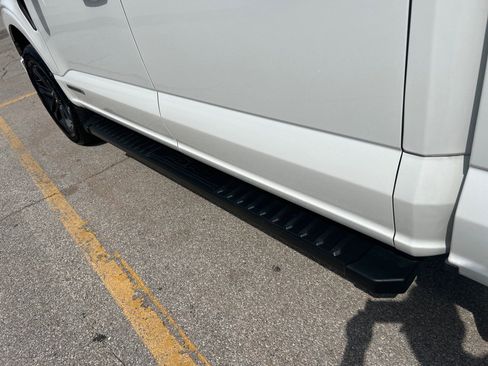 Used 2023 Ford F150 Lariat image 9