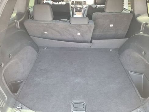 Used 2016 Jeep Grand Cherokee Laredo image 7