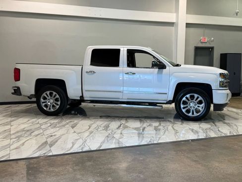 Used 2017 Chevrolet Silverado 1500 High Country image 5