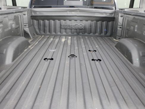 Used 2022 Chevrolet Silverado 2500 High Country w/ Safety Package II AWD/4WD image 21
