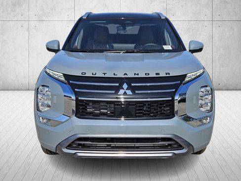 New 2026 Mitsubishi Outlander AWD image 2
