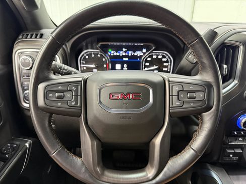 Used 2022 GMC Sierra 1500 AT4 w/ AT4 Premium Package AWD/4WD image 19