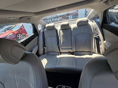 Used 2015 Hyundai Sonata Limited w/ Option Group 06 FWD image 21