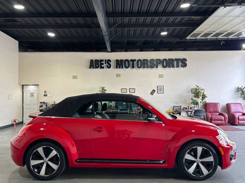 Used 2013 Volkswagen Beetle 2.0T FWD image 3