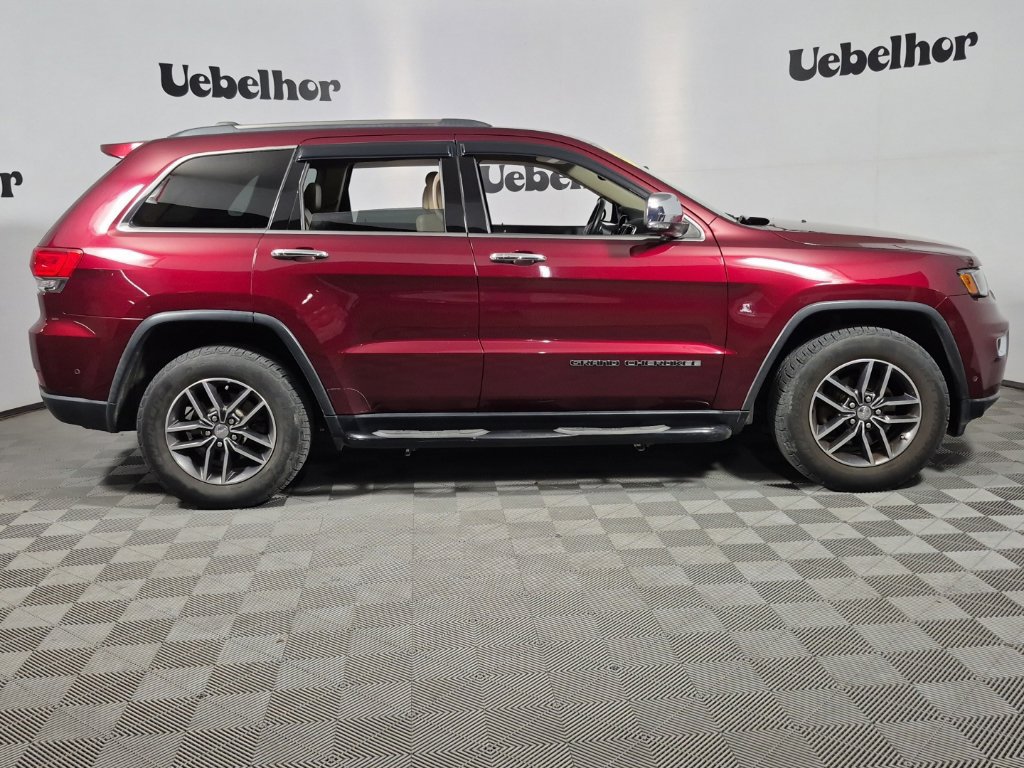 Used 2017 Jeep Grand Cherokee Limited w/ Luxury Group II AWD/4WD image 28