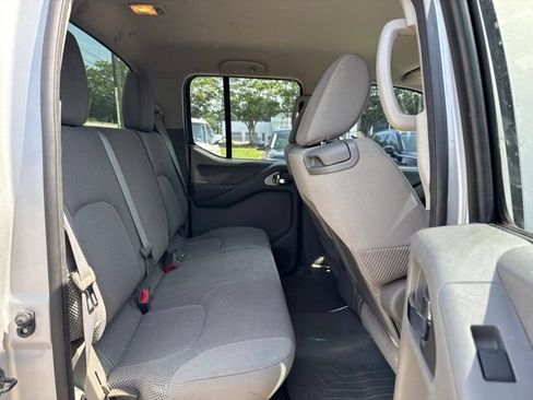 Used 2012 Nissan Frontier SV RWD image 14