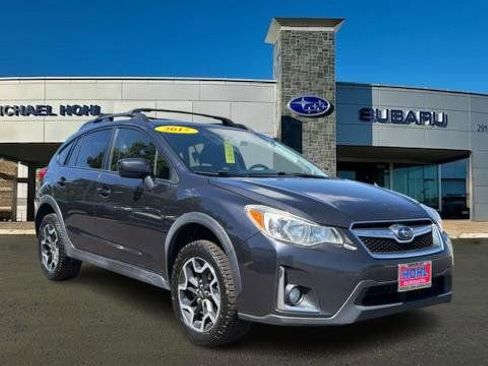 Used 2017 Subaru Crosstrek 2.0i Premium w/ Moonroof Package AWD/4WD image 1