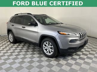 Used 2016 Jeep Cherokee Sport image 1