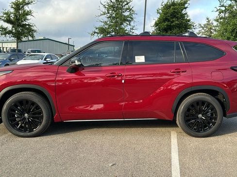 New 2026 Toyota Highlander XSE AWD/4WD image 4