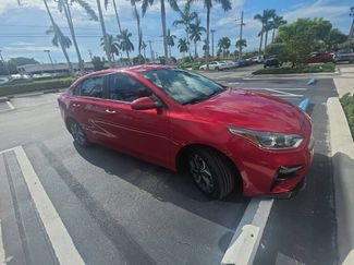 Used 2019 Kia Forte LXS FWD video 1