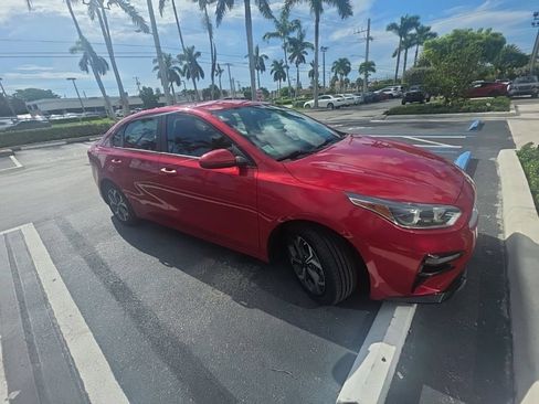 Used 2019 Kia Forte LXS FWD image 1