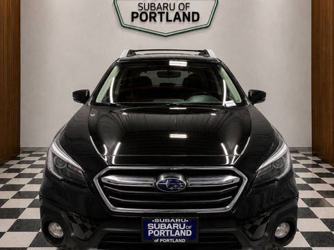 Used 2019 Subaru Outback 2.5i Premium AWD/4WD image 2