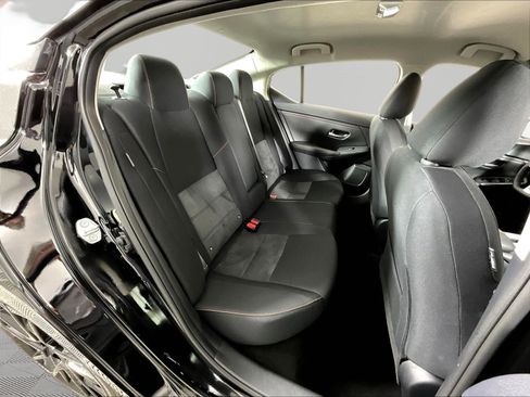 Certified 2025 Nissan Sentra SR w/ Midnight Edition FWD image 25