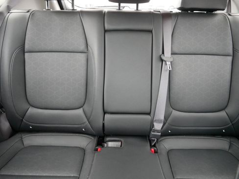 Used 2025 Kia Seltos EX w/ EX Sunroof Package image 13