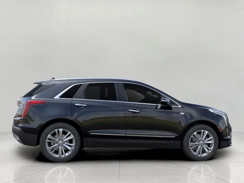 Used 2025 Cadillac XT5 Premium Luxury w/ Technology Package AWD/4WD image 5