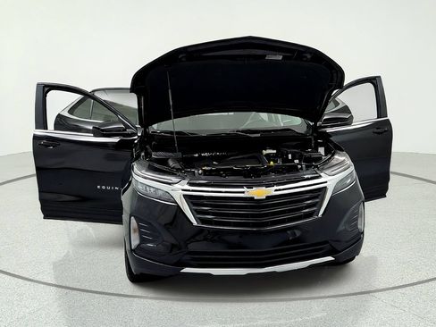Used 2024 Chevrolet Equinox LT w/ LPO, Floor Liner Package FWD image 15