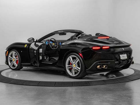 Certified 2025 Ferrari Roma Spider RWD image 2