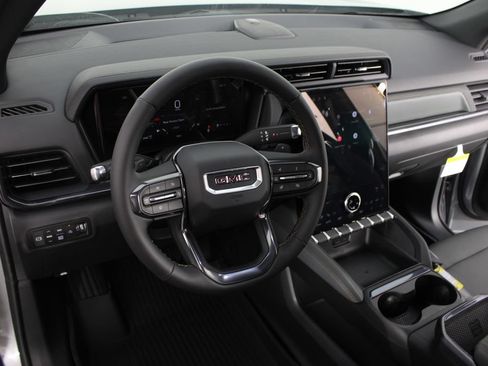 New 2027 GMC Terrain AT4 w/ Convenience Package III AWD/4WD image 8