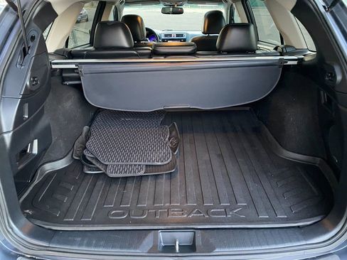 Used 2017 Subaru Outback 2.5i Limited w/ Popular Package #5 AWD/4WD image 14