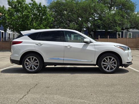 Certified 2023 Acura RDX FWD w/ Technology Package image 3