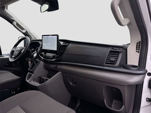 Used 2023 Ford Transit 350 XLT image 30