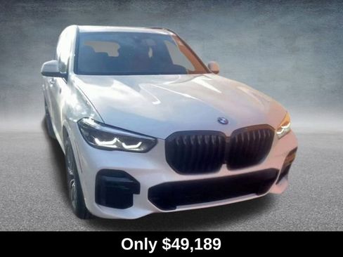 Used 2023 BMW X5 xDrive40i w/ M Sport Package image 4